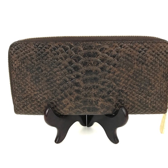 Michael Kors Snake Skin Embossed Wallet - Picture 2 of 10